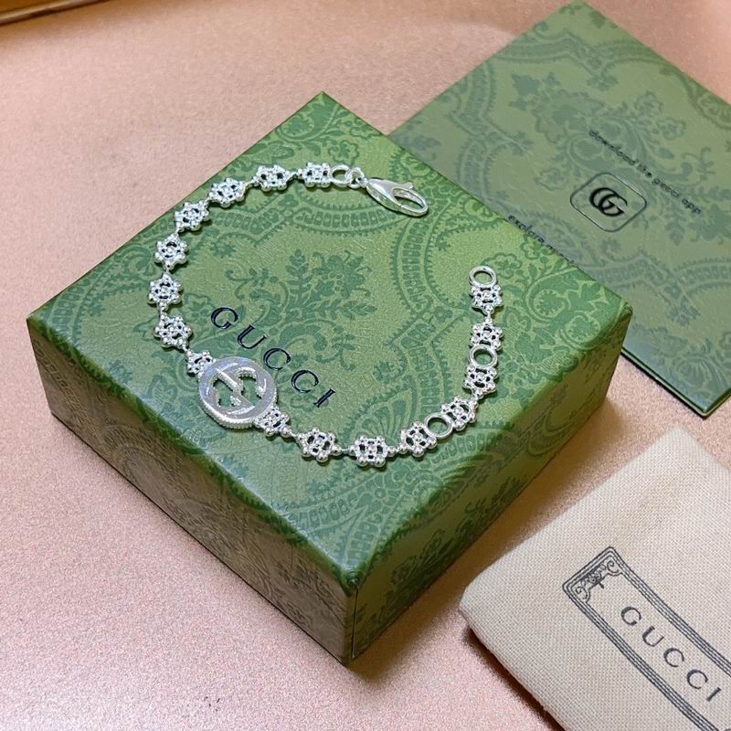 Gucci Bracelet 12yxx155